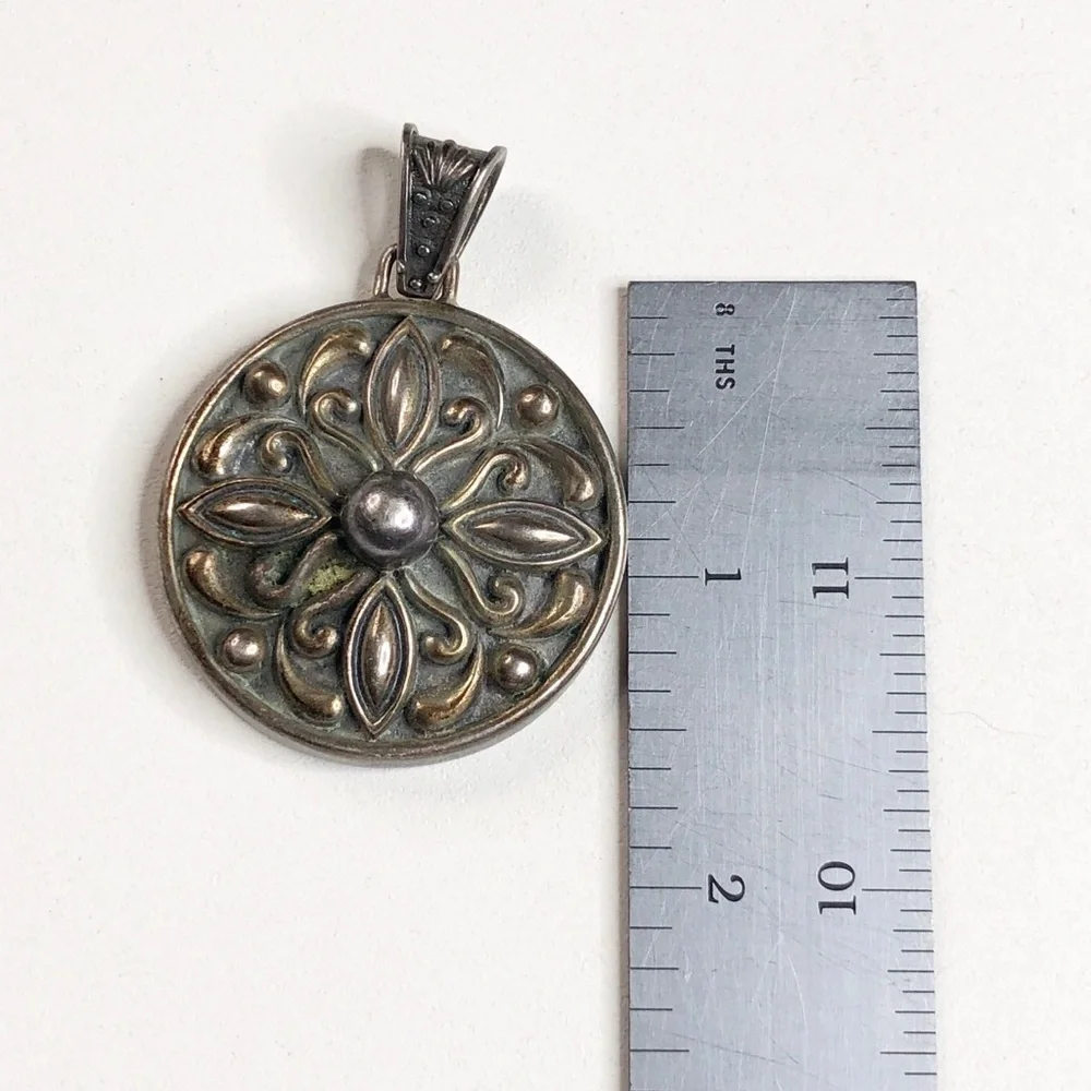 MWS Mexico Sterling Silver Floral Design Pendant - Picture 6 of 6